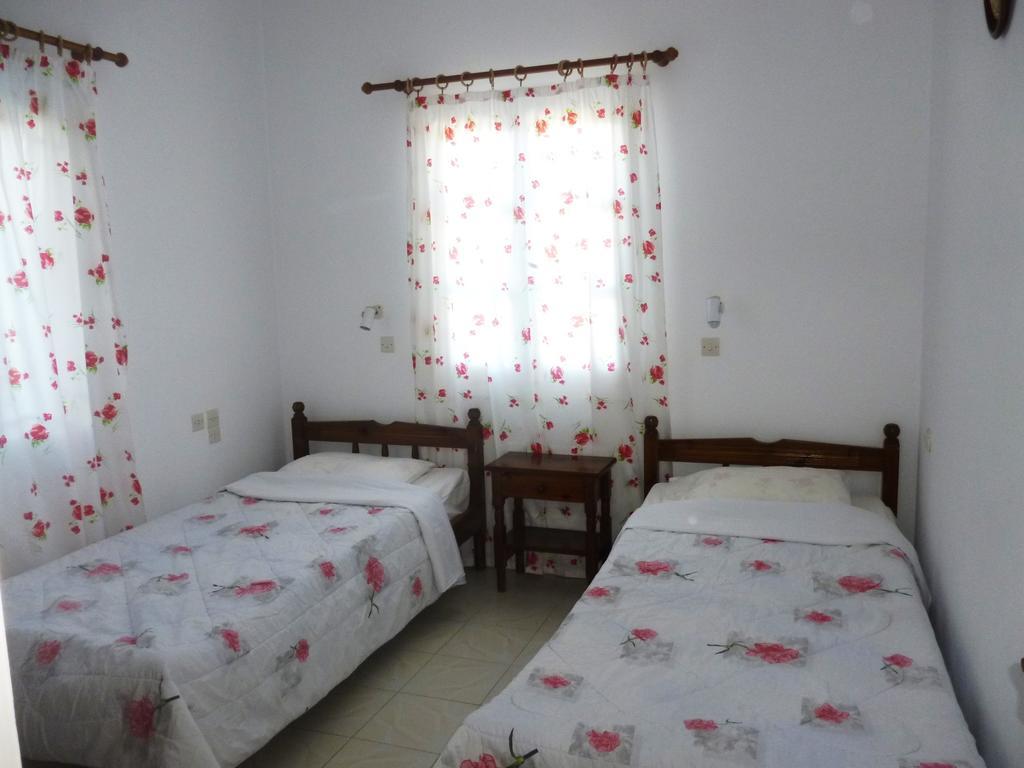 Apartments Jota Marathokampos Bilik gambar