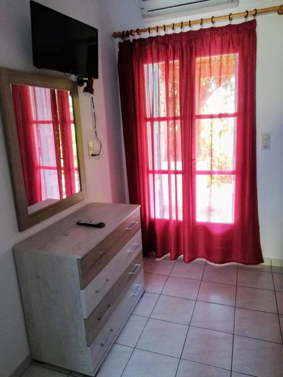 Apartments Jota Marathokampos Luaran gambar